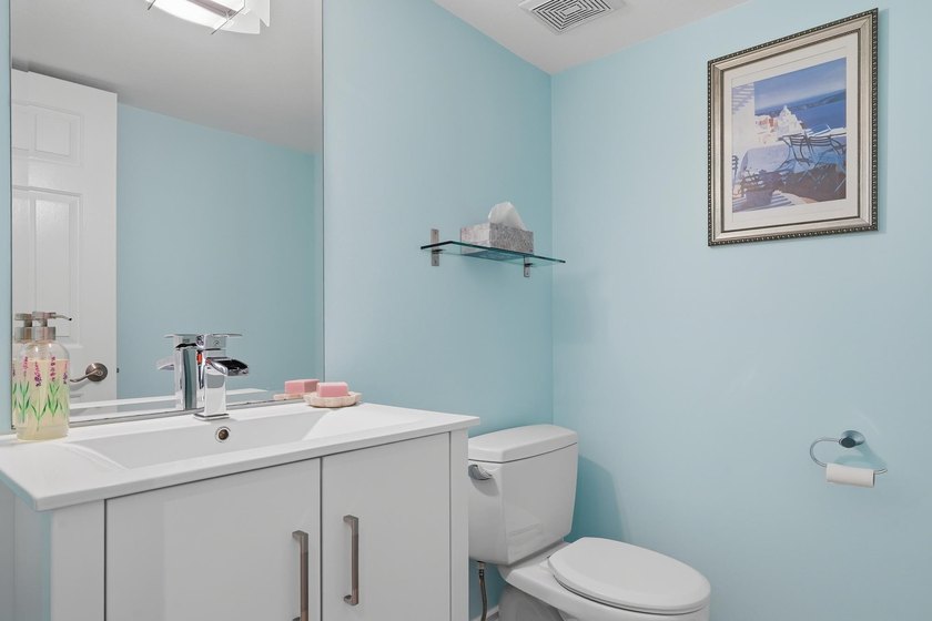 Welcome to this beautifully renovated home in the heart of Ocean - photo 32