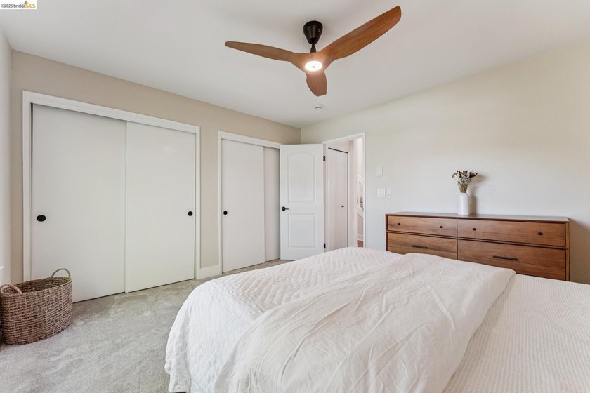 View, view, and more views! Welcome to 194 Lakeshore Ct, a - photo 16