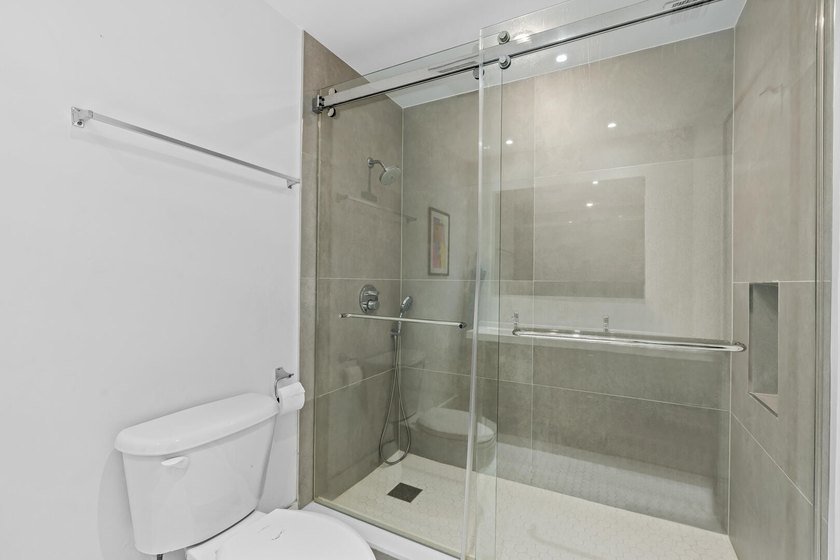 3870 N 31st Terrace - photo 29