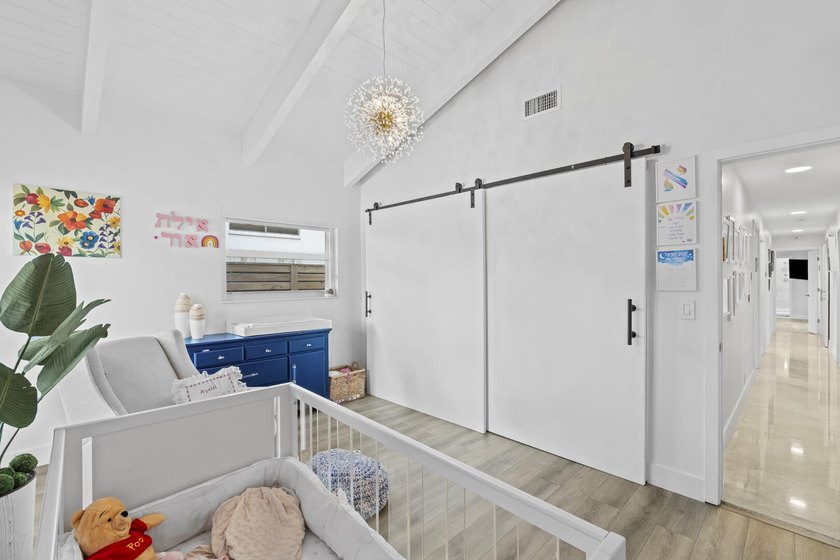 3870 N 31st Terrace - photo 31