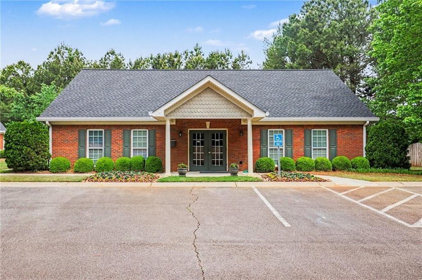 ---- Preferred lender offering 1% lender credit that can used - photo 15