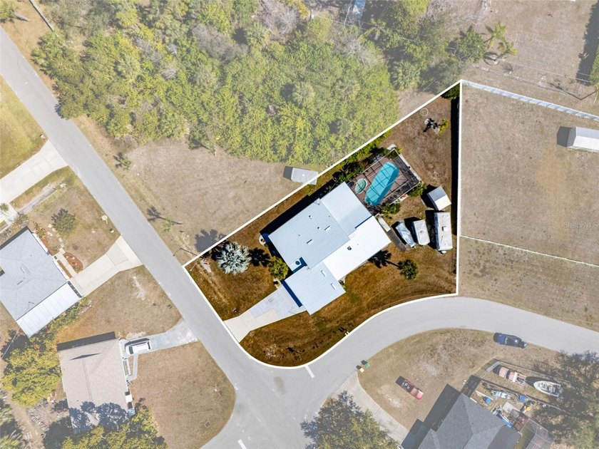 Dynamically different and designed for true Florida living, this - photo 3