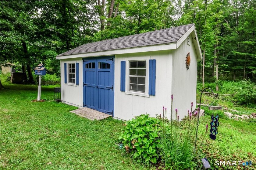 PERFECT SIZE- UPDATED-IMMACULATE! Immaculate and exceptionally - photo 29