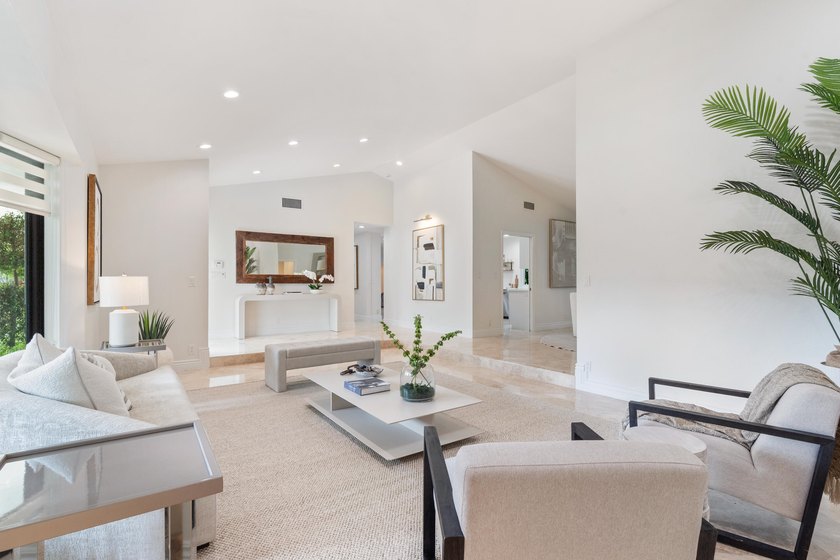 Welcome to Woodfield Hunt Club, a sought-after gated community - photo 6