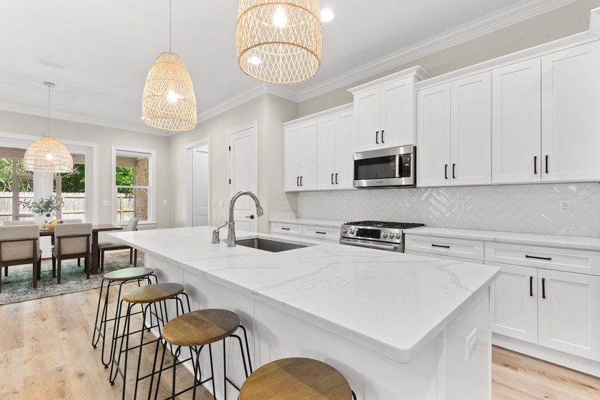 Located in one of Valparaiso's most sought-after neighborhoods - photo 13