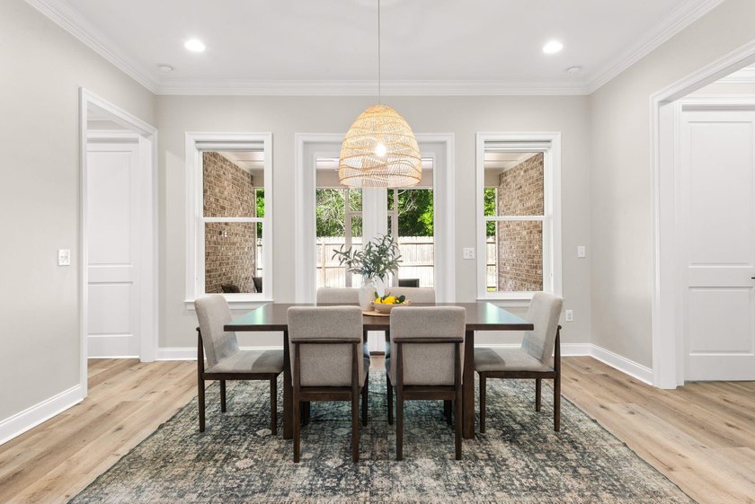 Located in one of Valparaiso's most sought-after neighborhoods - photo 15