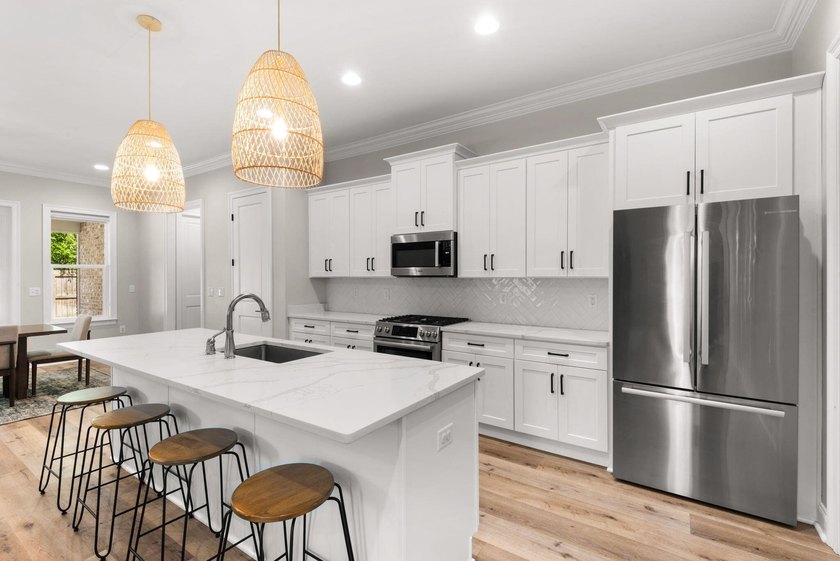 Located in one of Valparaiso's most sought-after neighborhoods - photo 21
