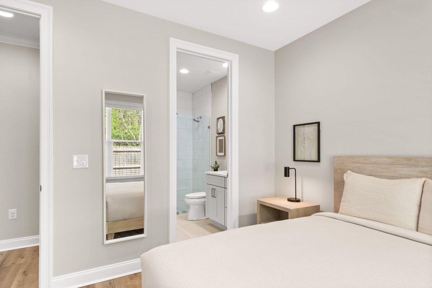 Located in one of Valparaiso's most sought-after neighborhoods - photo 32