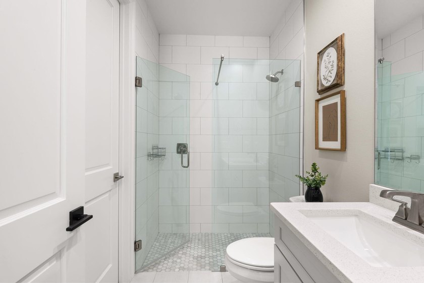 Located in one of Valparaiso's most sought-after neighborhoods - photo 34