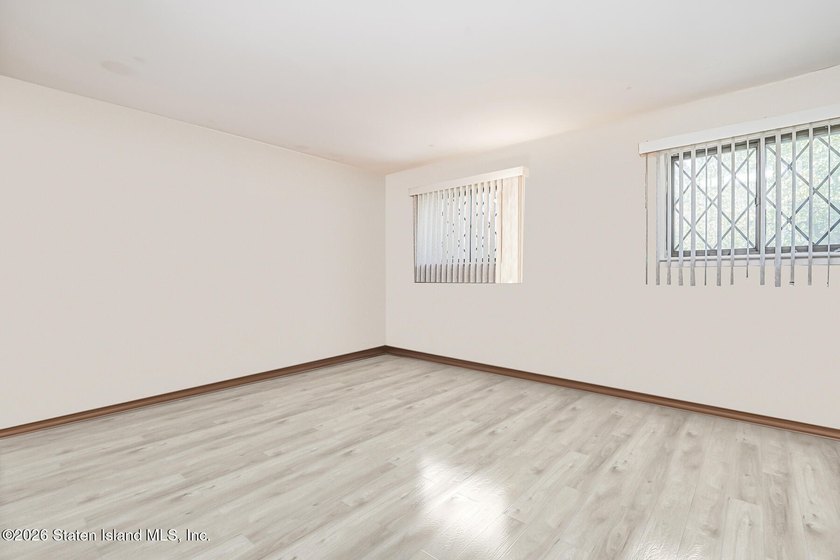 18Ft WIDE Town House with a Finished 3rd Floor and Resort Style - photo 12