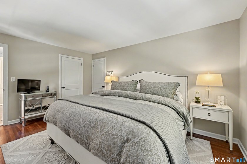 From the moment you arrive, the incredible curb appeal sets the - photo 22