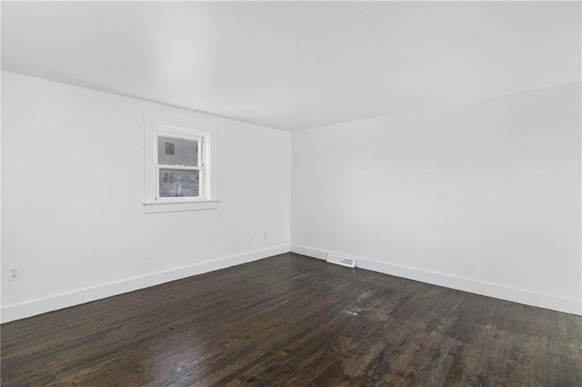 A Great Opportunity for Homebuyers &amp; Investors Alike! This - photo 18