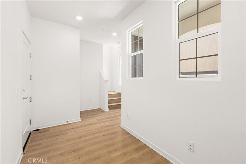 Newer Construction 3 bedroom, 2.5 Bath Spanish inspired - photo 9
