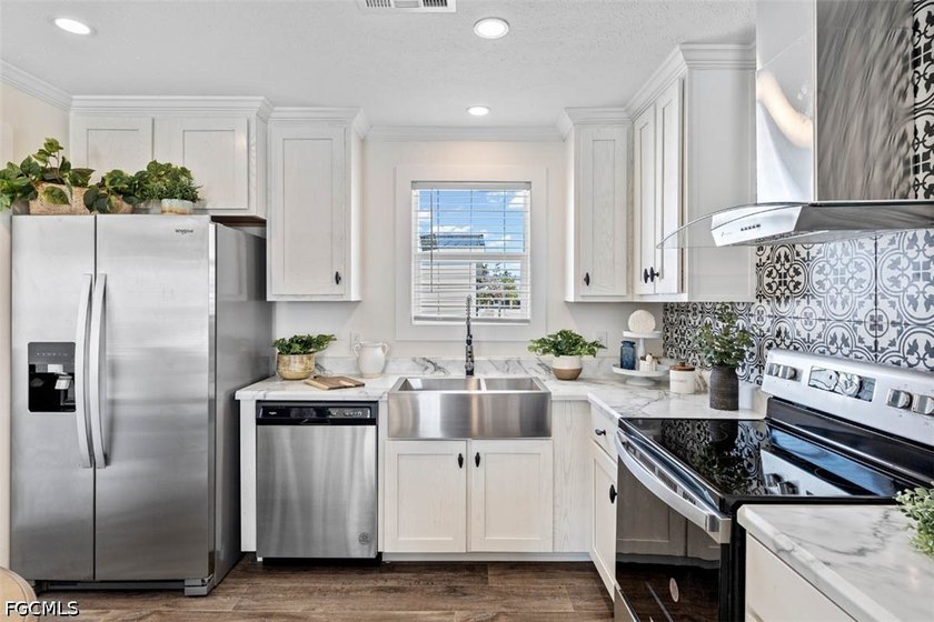 Discover spacious Florida living in this NEW 2-bedroom 2-bath - photo 3