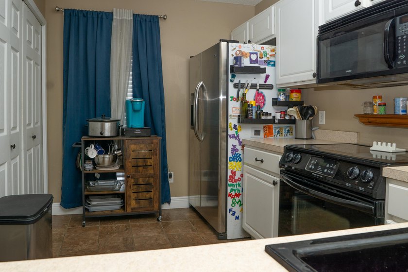 Motivated Seller!! Come take a look at this affordable home - photo 11