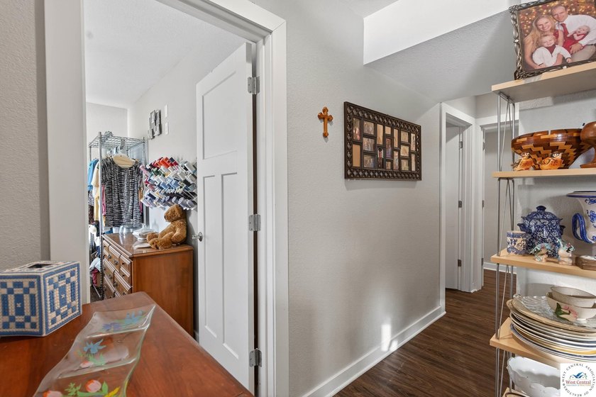 This 3-bedroom, 2.5-bath lakefront home offers over 2,000 square - photo 40