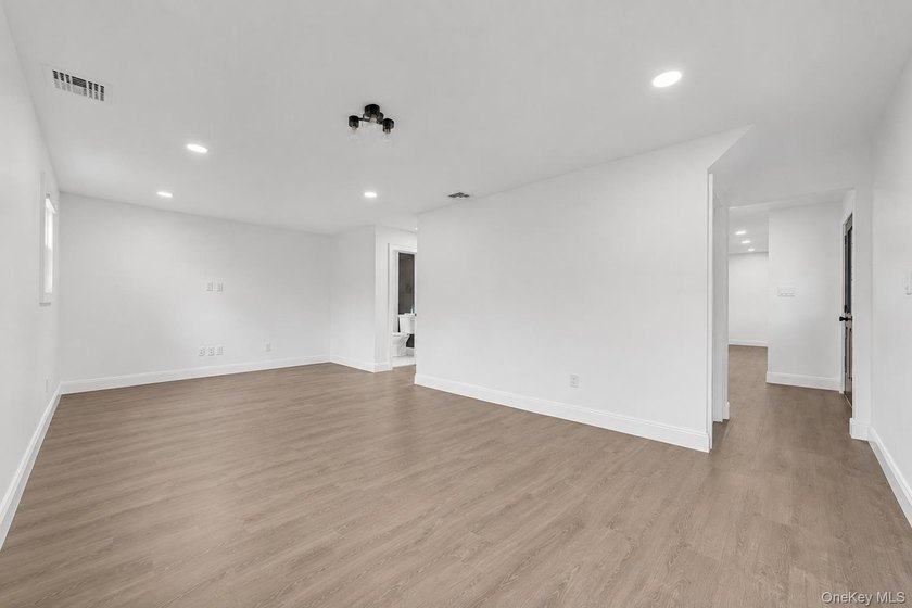 Welcome to this Beautiful 4- Bedroom, 2.5 Bath Colonial South of - photo 8
