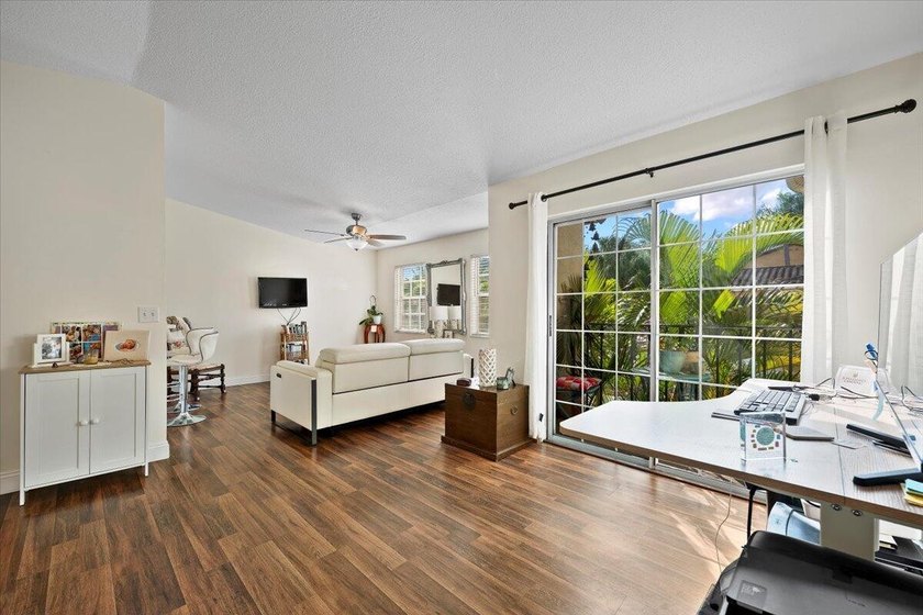 Beautifully updated 2BR/2BA first-floor condo in the desirable - photo 12