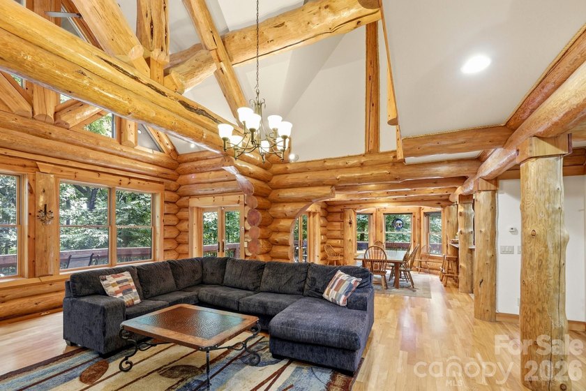 Stunning custom log home nestled on over 3 acres in the shadow - photo 14