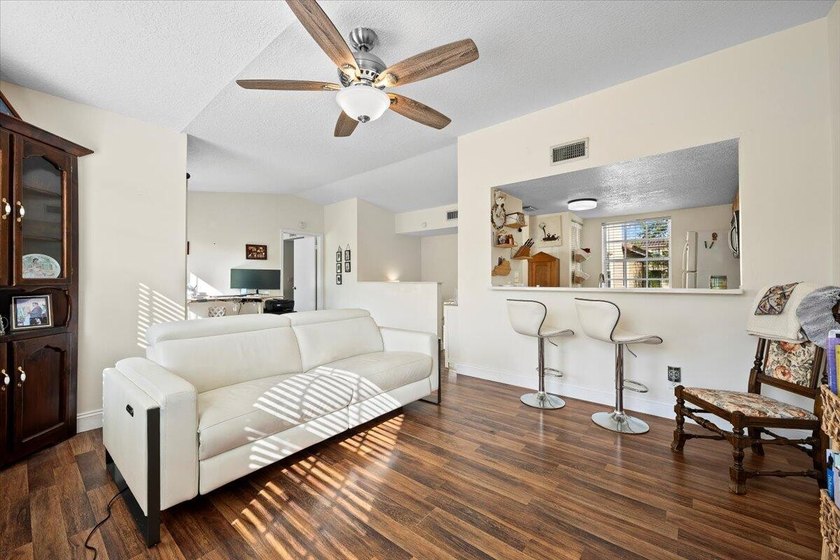 Beautifully updated 2BR/2BA first-floor condo in the desirable - photo 14