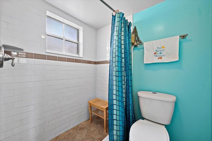 Beautifully updated 2BR/2BA first-floor condo in the desirable - photo 23