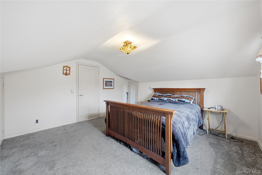 Prime location South of Montauk Highway! This spacious 4-bedroom - photo 28