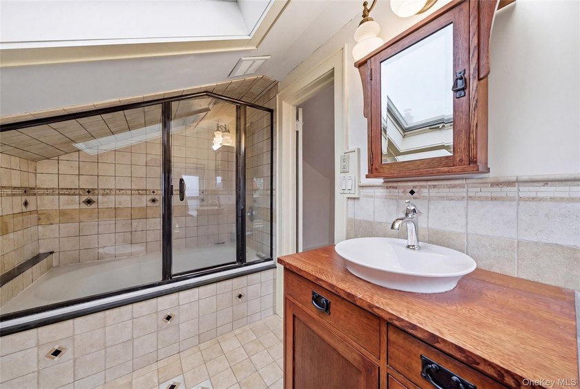 Prime location South of Montauk Highway! This spacious 4-bedroom - photo 32