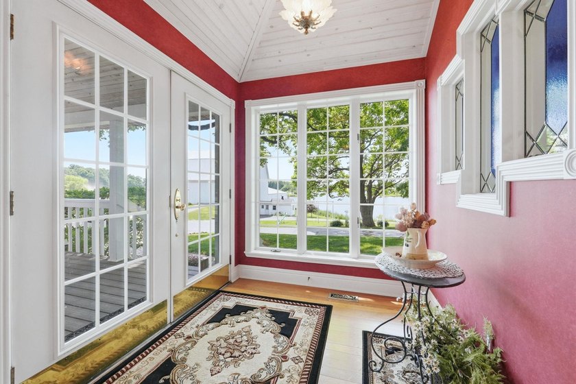 A truly one of kind property located on 14.5 ACRES with 1800 ft - photo 8