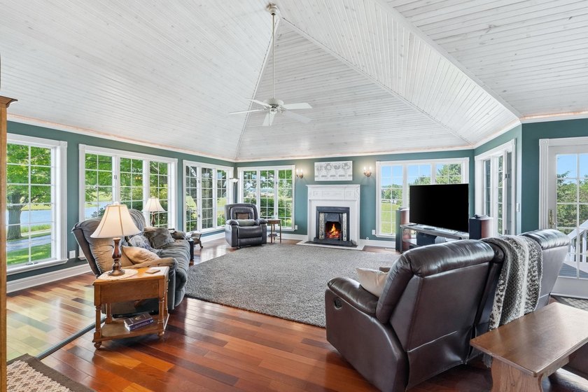 A truly one of kind property located on 14.5 ACRES with 1800 ft - photo 10