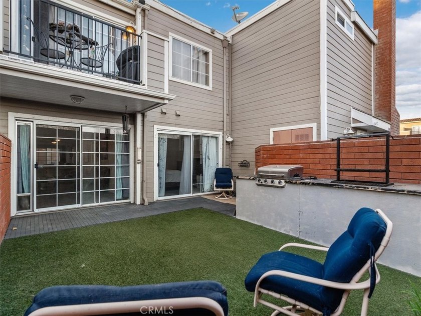 Great opportunity for a first-time homebuyer or investor. This - photo 3