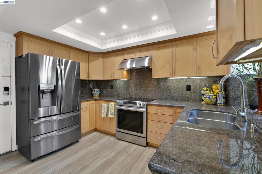 MAJOR PRICE REDUCTION! OPEN HOUSE Saturday June 13, 1:30 PM - - photo 18