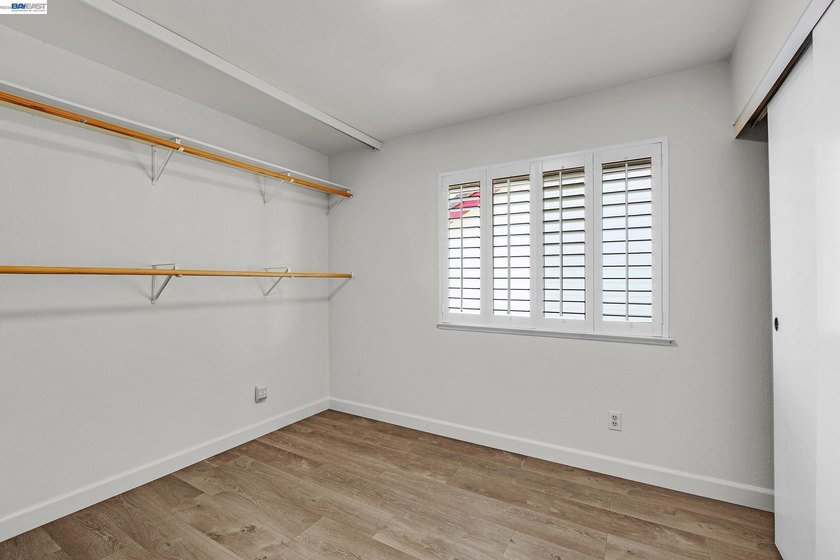 MAJOR PRICE REDUCTION! OPEN HOUSE Saturday June 13, 1:30 PM - - photo 26