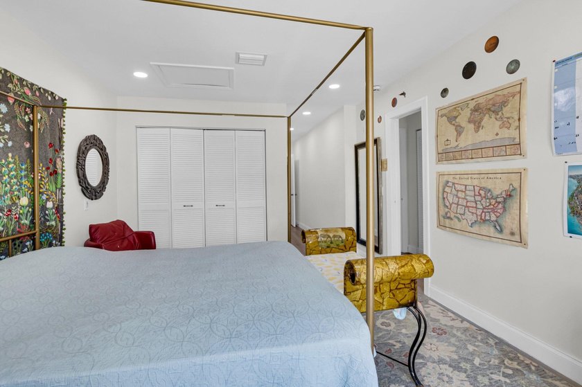 Welcome to this stunning townhouse in the desirable community of - photo 29