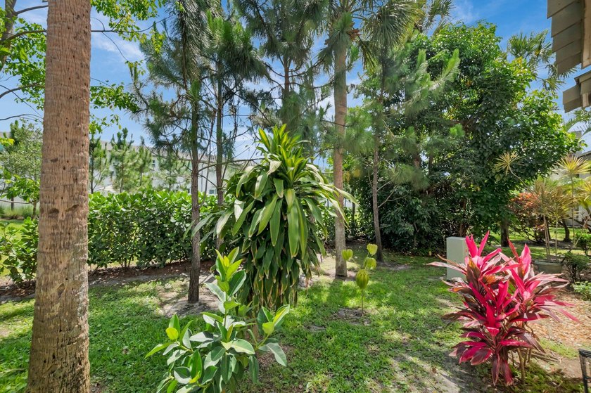 Welcome to this stunning townhouse in the desirable community of - photo 44