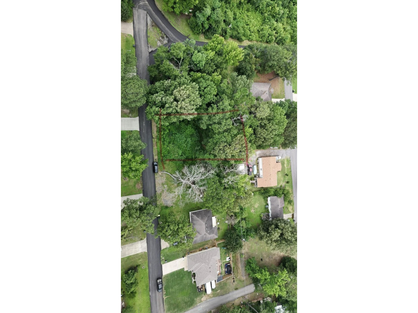 Great opportunity to build your dream home in an established - photo 3