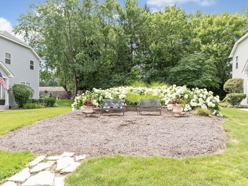 Pristine ranch townhome in desirable Fairway View Subdivision - photo 29