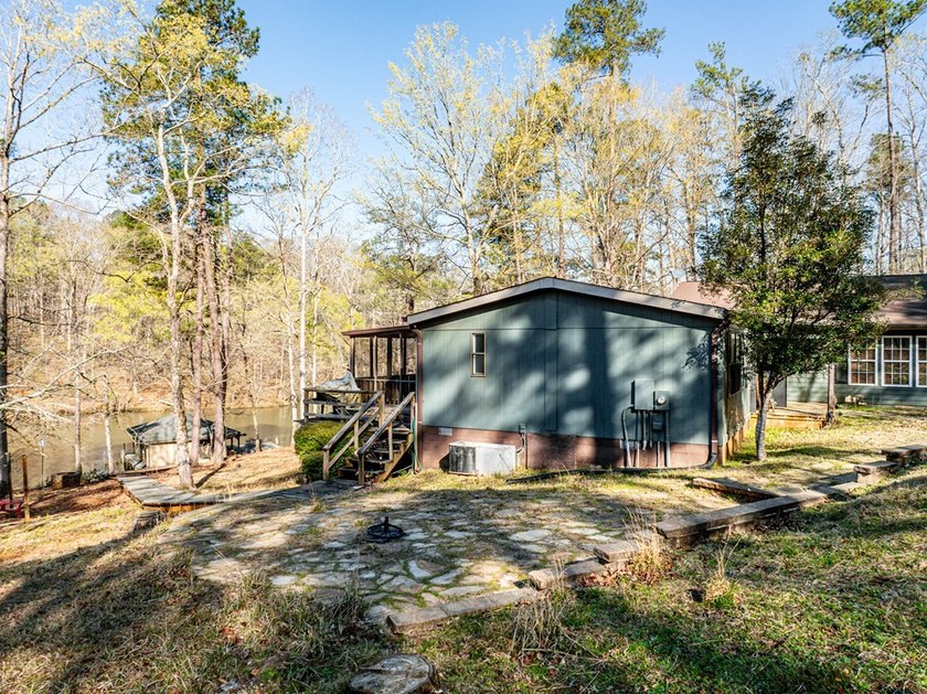 WE HAVE REDUCED THE PRICE. 5 bedroom 3 bath house with 200 feet - photo 39