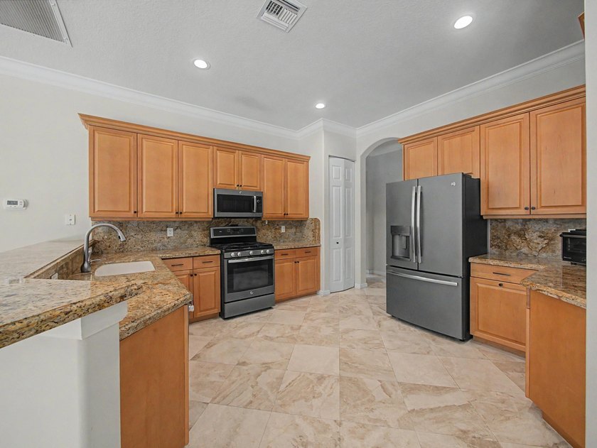 Welcome to your dream home in the highly sought-after community - photo 11