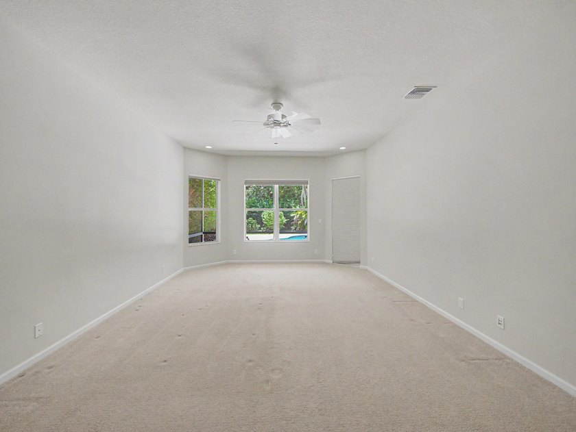 Welcome to your dream home in the highly sought-after community - photo 19