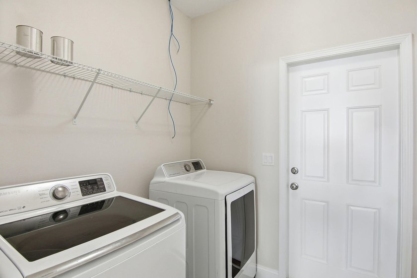 A conveniently located must-see! Fresh interior paint on walls - photo 30
