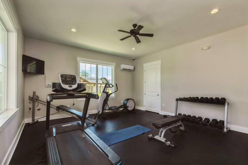 A conveniently located must-see! Fresh interior paint on walls - photo 36