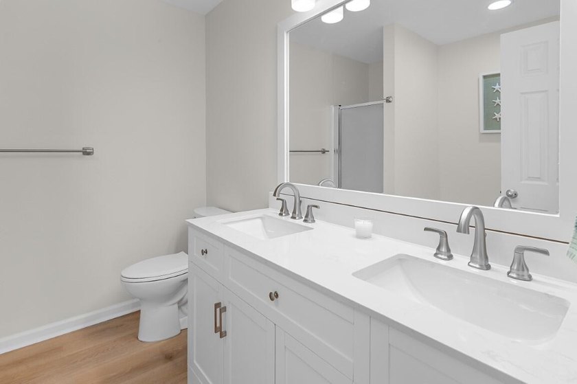 Welcome to the newly renovated Legends of Santa Rosa Beach! 2 BR - photo 23