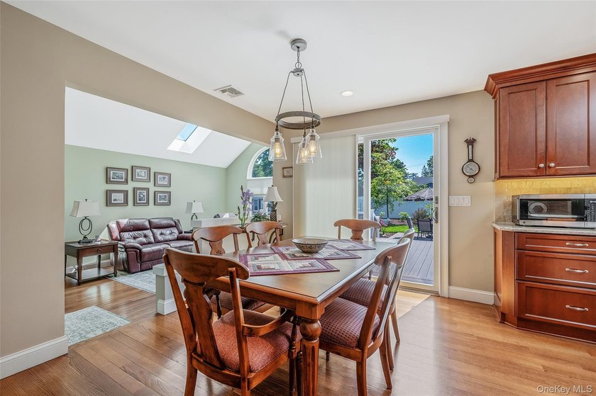 OPEN HOUSE CANCELED Sprawling wide-line ranch in desirable South - photo 11
