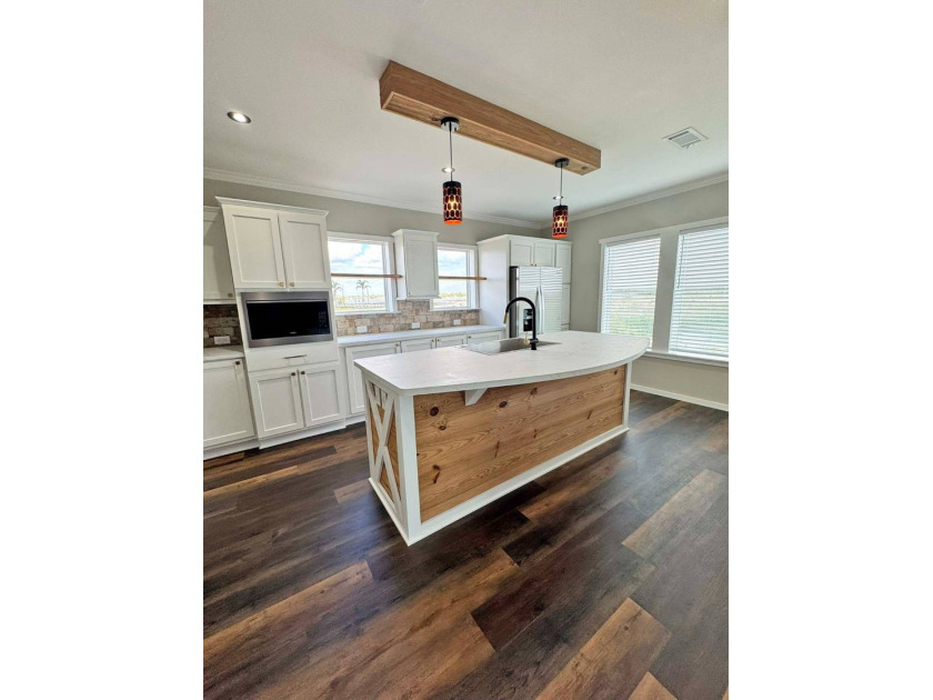 2 Bedrooms | 2 Baths | 1,600 sq ft Spring Savings! Newly - photo 13