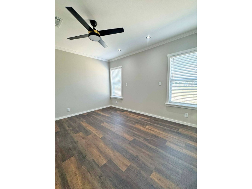 2 Bedrooms | 2 Baths | 1,600 sq ft Spring Savings! Newly - photo 19