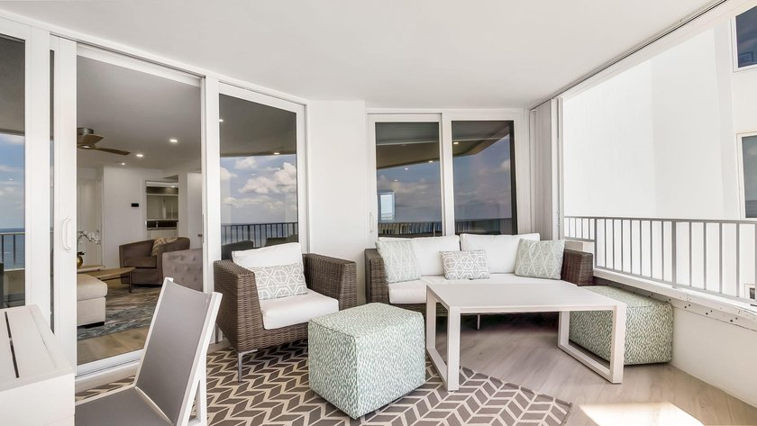 Welcome to this stunning turnkey 2-bedroom, 2-bathroom condo - photo 29