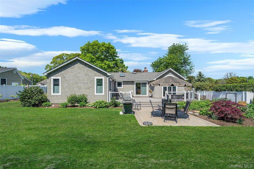 OPEN HOUSE CANCELED Sprawling wide-line ranch in desirable South - photo 36
