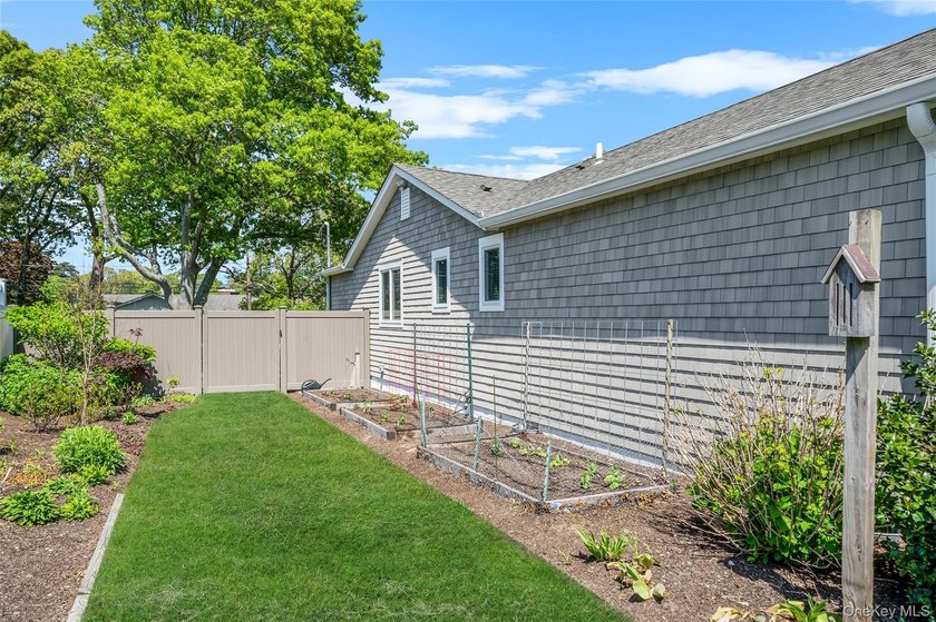 OPEN HOUSE CANCELED Sprawling wide-line ranch in desirable South - photo 39
