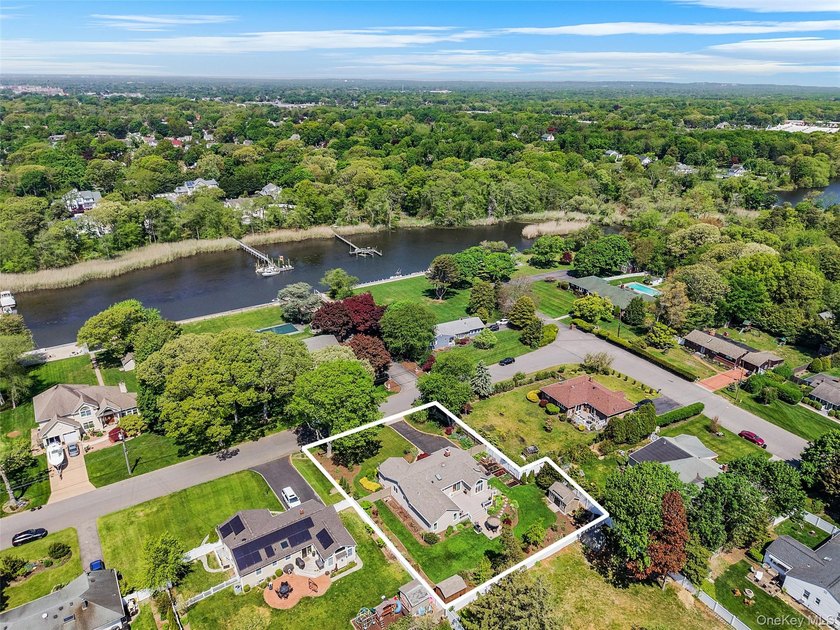 OPEN HOUSE CANCELED Sprawling wide-line ranch in desirable South - photo 44