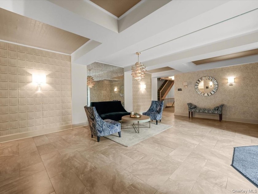 Welcome to this remarkably spacious, 540-square-foot residence - photo 3